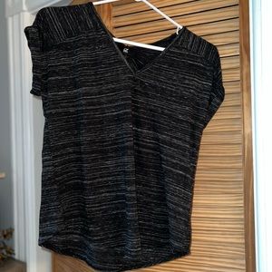 Small black tshirt , open back